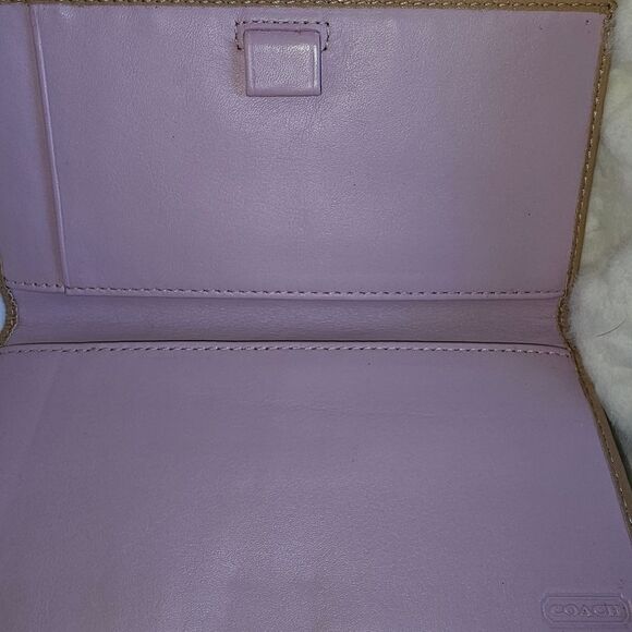 COACH Nude Wallet - Picture 3 of 14